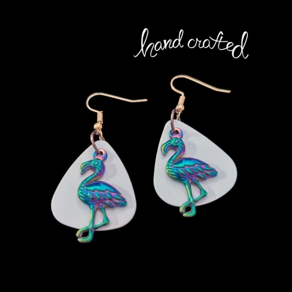 Hand Crafted Drop Earrings Repurposed Guitar Picks Iridescent Neon Flamingo NIP - Picture 1 of 9
